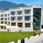 Sea Palace Hotel