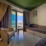 Sea Palace 5*
