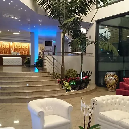酒店 切法卢海洋皇宫酒店 切法卢