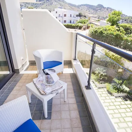 Sea Palace 5*