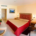 Sea Palace מלון 5*