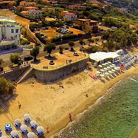 Sea Palace