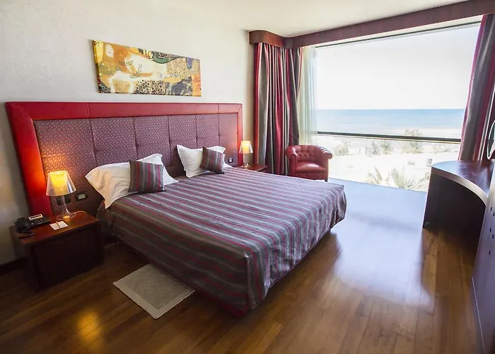 Szálloda Sea Palace 5*